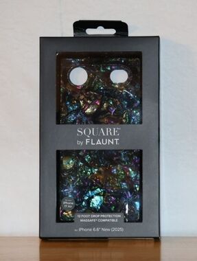 SQUARE by FLAUNT Iridescent Faux Abalone Shell iPhone 17 Air Phone Case. NWT.